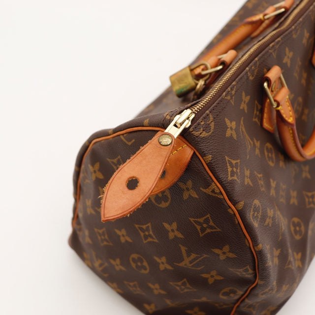 Vue du fond Louis Vuitton Speedy 30 Toile Monogramme occasion authentique — AMANA Vintage