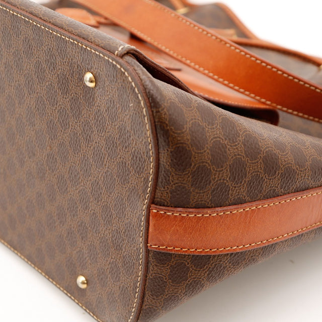 Detail coins superieurs sac seau Celine Macadam cordelette usure — AMANA Vintage