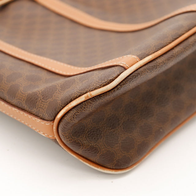 Detail coin inferieur Celine Seau Macadam frottements legers — AMANA Vintage