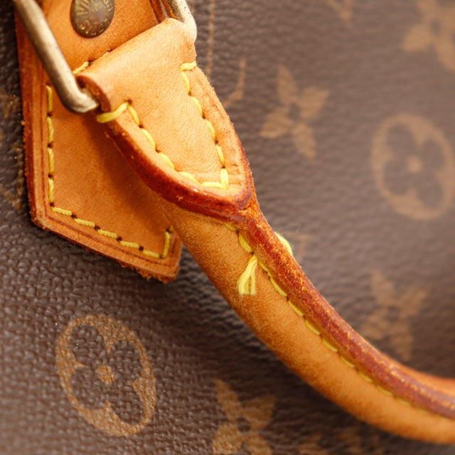 Détail attache anse cuir vachette Louis Vuitton Speedy 35 usure — AMANA Vintage