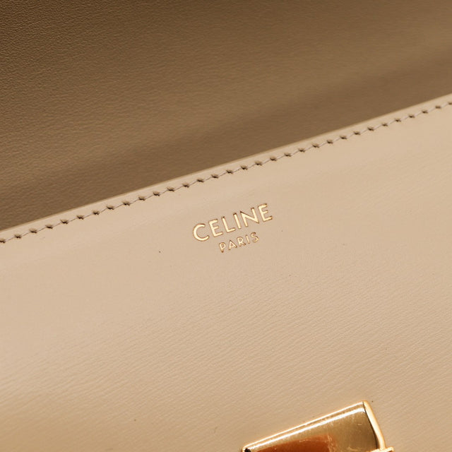 Détail estampille Celine Paris intérieure du Triomphe Teen — AMANA Vintage
