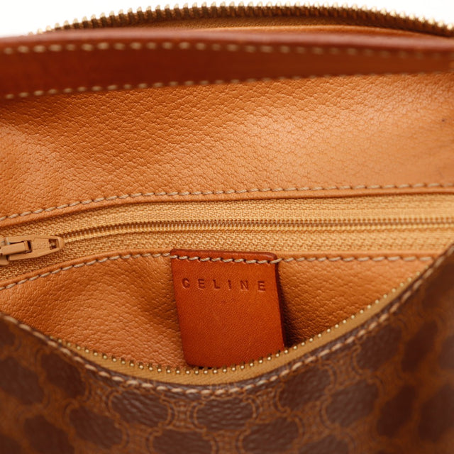 Intérieur cuir cognac et poche zippée pochette Céline — AMANA Vintage