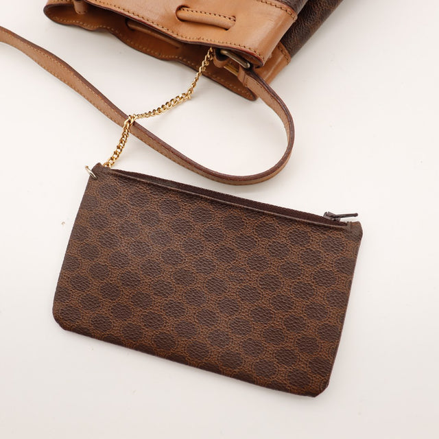 Pochette Macadam incluse avec le sac seau Céline occasion authentique — AMANA Vintage