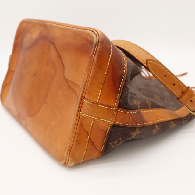 Vue de l'intérieur Louis Vuitton Noé Toile Monogramme occasion authentique — AMANA Vintage