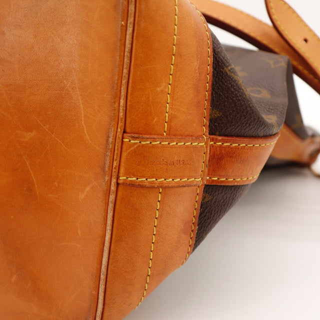 Vue de l'intérieur Louis Vuitton Noé Toile Monogramme occasion authentique — AMANA Vintage