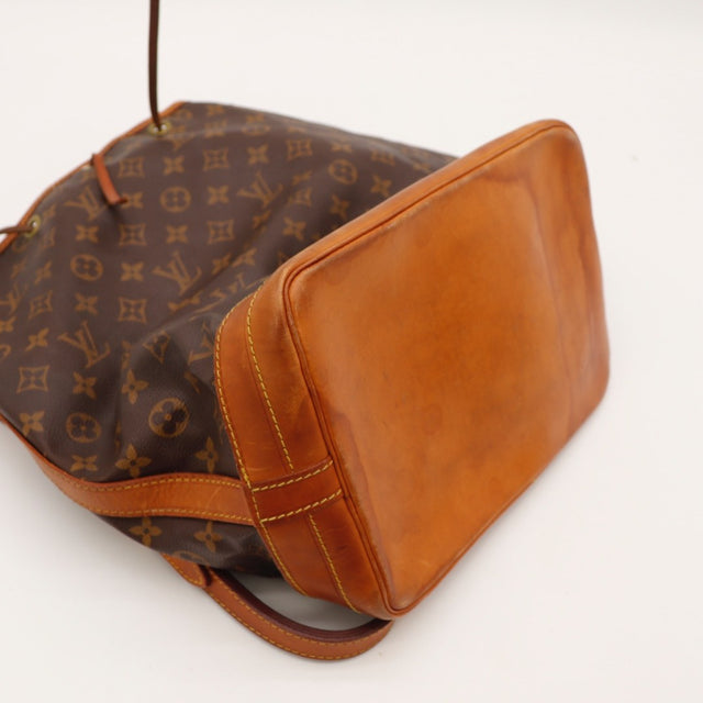 Vue de l'intérieur Louis Vuitton Noé Toile Monogramme occasion authentique — AMANA Vintage