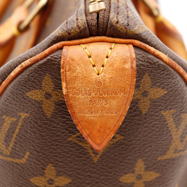 Détail anse Louis Vuitton Speedy 25 décoloration attaches vachette — AMANA Vintage