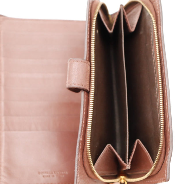 Intérieur poche zippée portefeuille Bottega Veneta décoloration cuir rose — AMANA Vintage