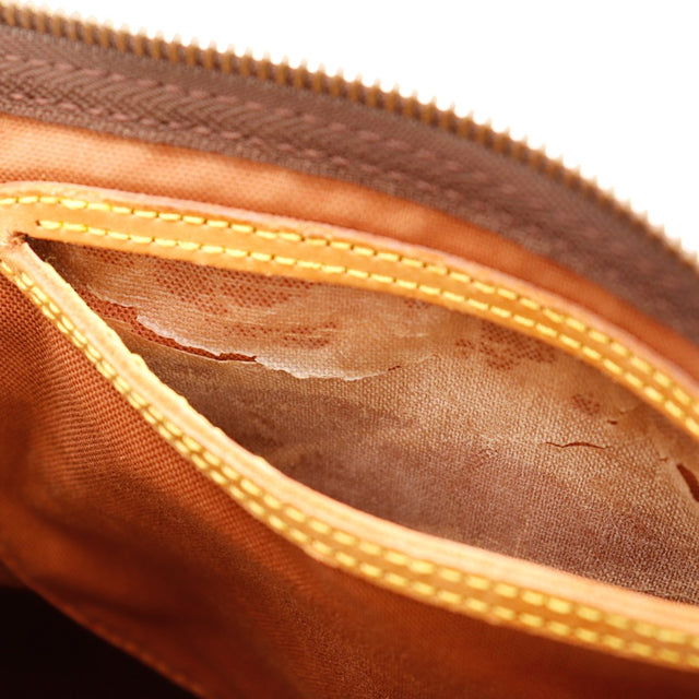 Détail zip et languette cadenas Louis Vuitton Speedy 40 vachette patinée — AMANA Vintage