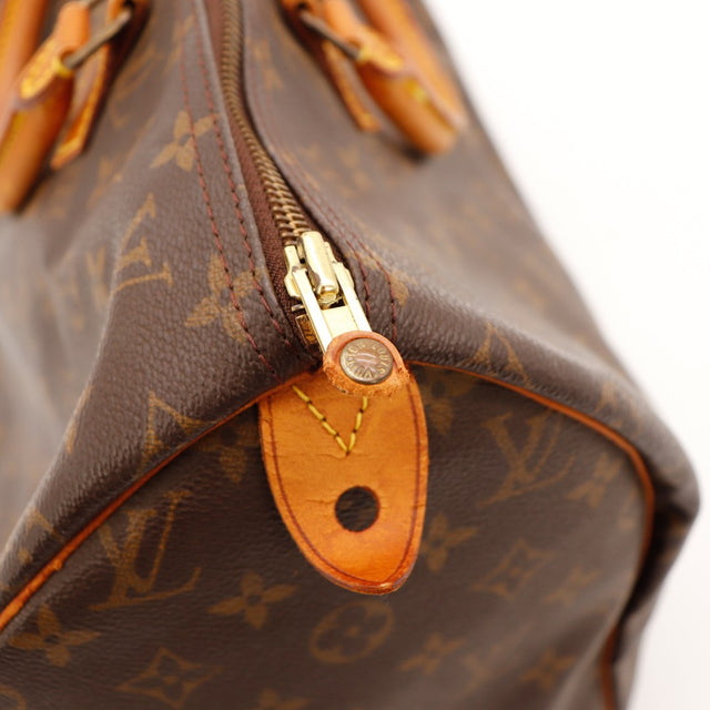 Languette Louis Vuitton Paris made in France Speedy 40 détail — AMANA Vintage