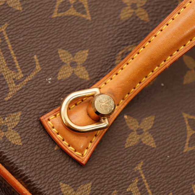 Détail attache anse anneau doré Vanity Nice Louis Vuitton — AMANA Vintage