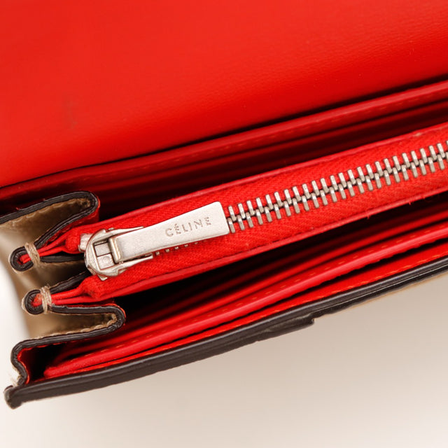 Détail zip intérieur portefeuille Céline rouge argenté occasion authentique — AMANA Vintage