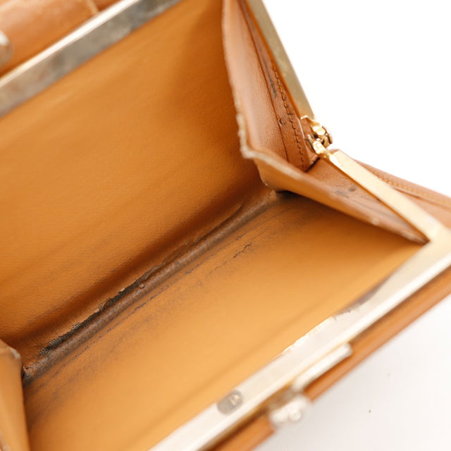 Compartiment porte-monnaie interieur Celine Macadam traces utilisation cuir — AMANA Vintage