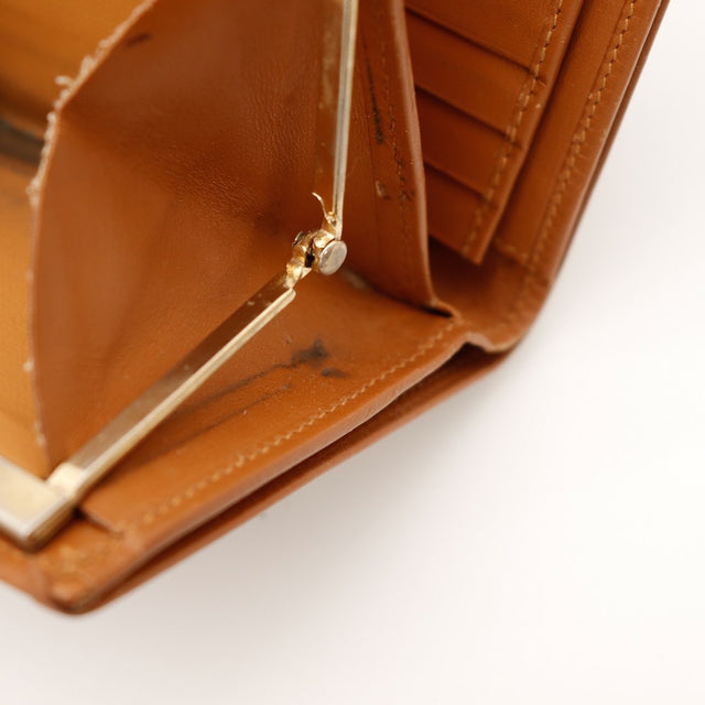 Detail fermoir pression interieur Celine Macadam plaquage use — AMANA Vintage