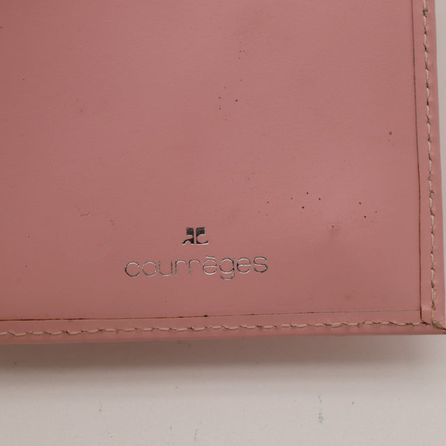 Détail intérieur portefeuille Courrèges taches doublure cuir occasion — AMANA Vintage