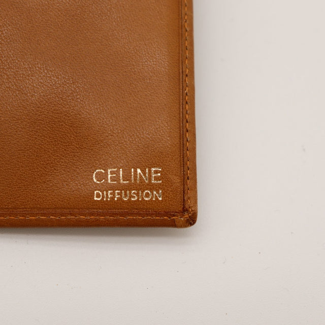 Detail estampille Celine Diffusion interieur cuir marron portefeuille — AMANA Vintage