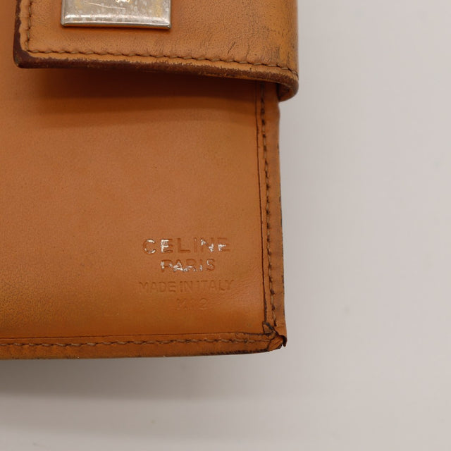 Détail intérieur bas portefeuille Celine Macadam cuir naturel — AMANA Vintage