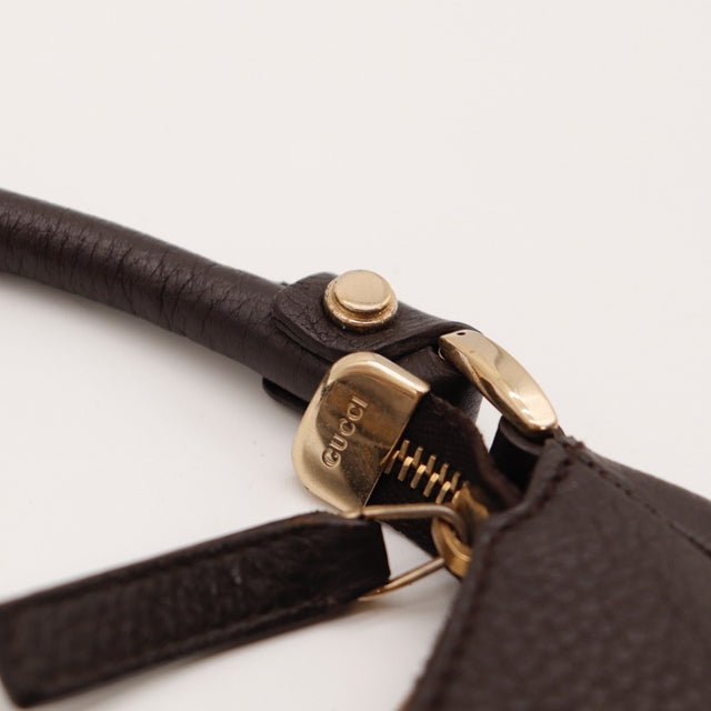 Vue de dessous Gucci Hobo D-Ring toile GG — AMANA Vintage