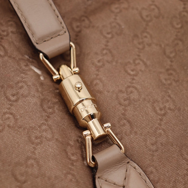 Base du sac Gucci New Jackie velours taupe occasion authentique — AMANA Vintage