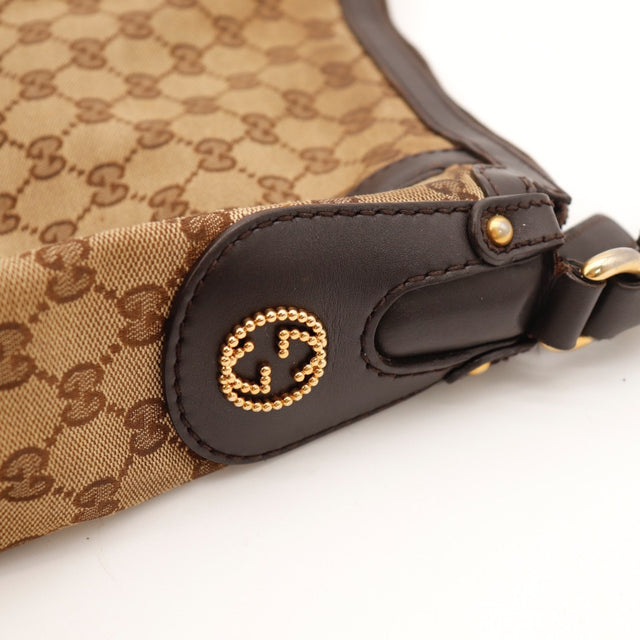 Détail argenterie dorée Gucci Hobo Scarlett occasion authentique — AMANA Vintage