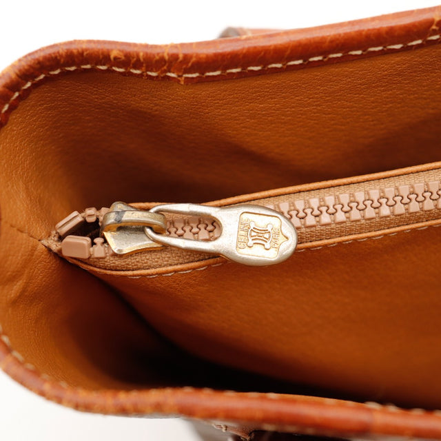 Detail zip interieur Seau Celine Macadam tirette argentee — AMANA Vintage
