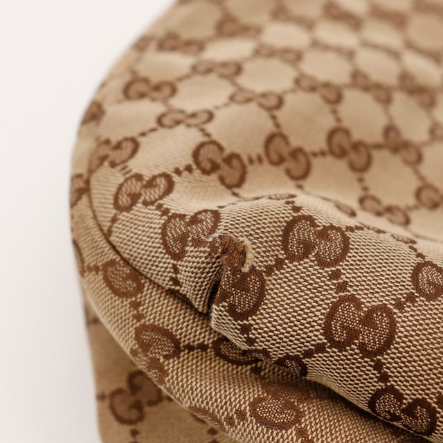 Vue generale Gucci Hobo Web toile GG Canvas beige ruban Web detail — AMANA Vintage