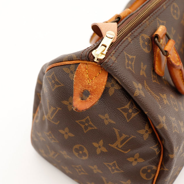 Détail coin inférieur Louis Vuitton Speedy 30 toile Monogramme — AMANA Vintage