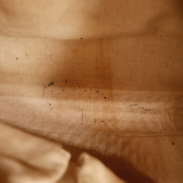 Vue de dos Gucci Bambou Diana toile monogrammée beige occasion authentique — AMANA Vintage