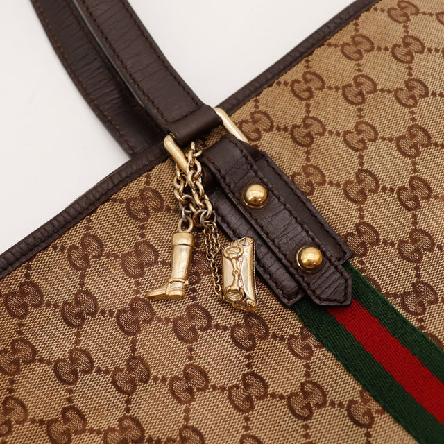 Detail breloque et languette cuir Tote Bag Bamboo Gucci — AMANA Vintage