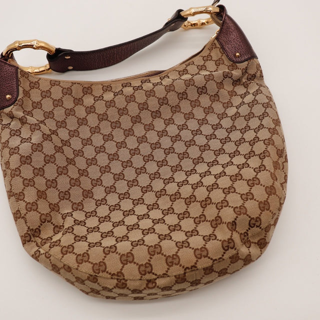 Détail tirette et zip Gucci Hobo Bambou occasion authentique — AMANA Vintage