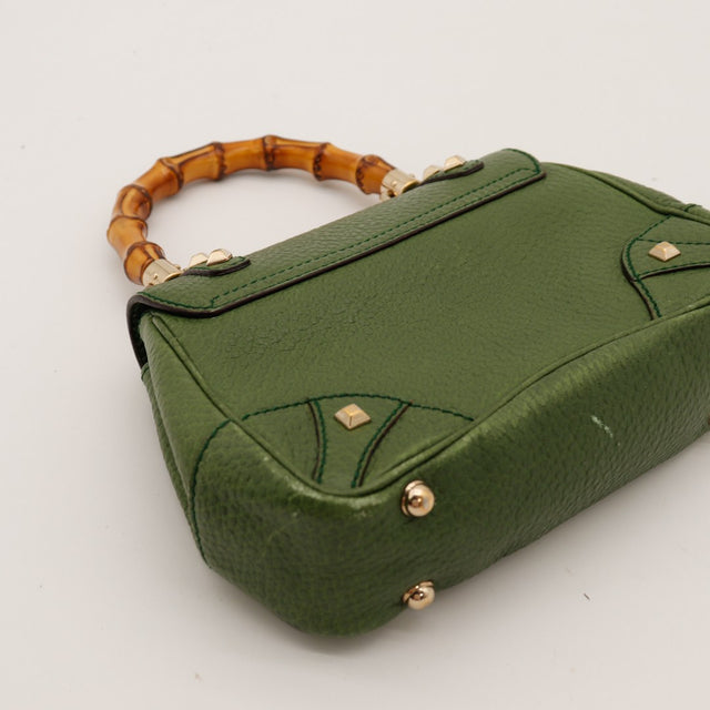 Vue de côté sac Gucci Tote Bag Bella Bambou vert occasion — AMANA Vintage