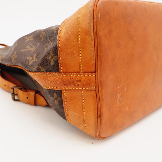 Vue de l'ouverture Louis Vuitton Noé Toile Monogramme occasion authentique — AMANA Vintage