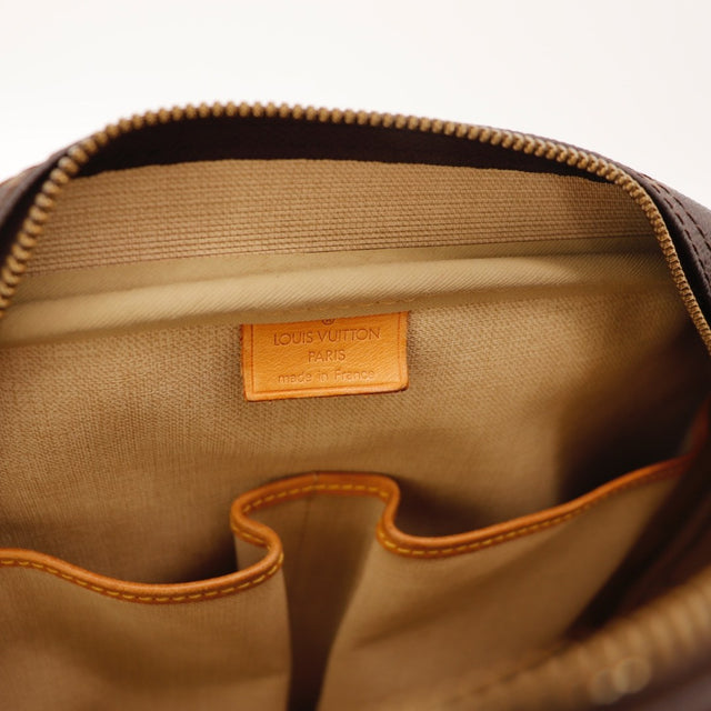 Détail de la fermeture éclair Louis Vuitton Deauville Toile Monogramme occasion authentique — AMANA Vintage