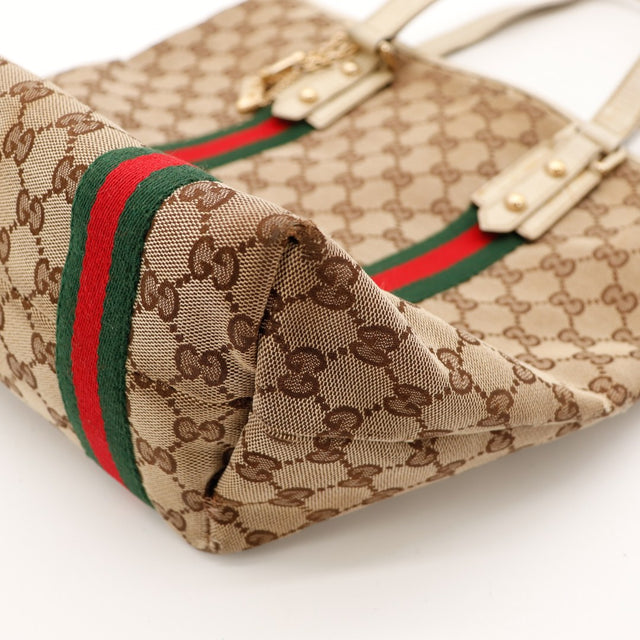 Detail coin inferieur droit frottements Tote Web Gucci occasion — AMANA Vintage