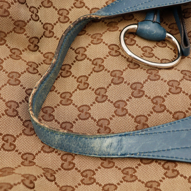 Detail anse cuir bleu frottement Gucci Tote Horsebit — AMANA Vintage