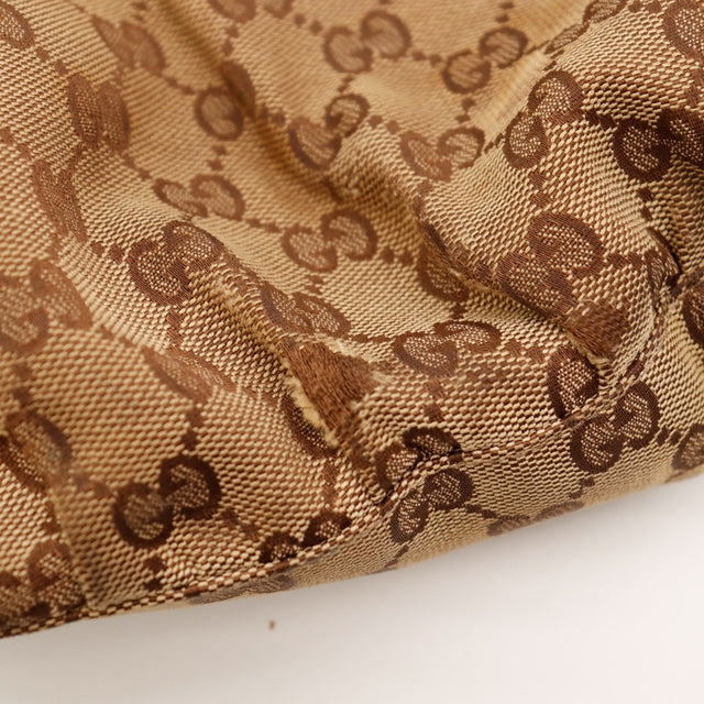 Détail macro canvas GG Gucci Tote Bag occasion authentique — AMANA Vintage