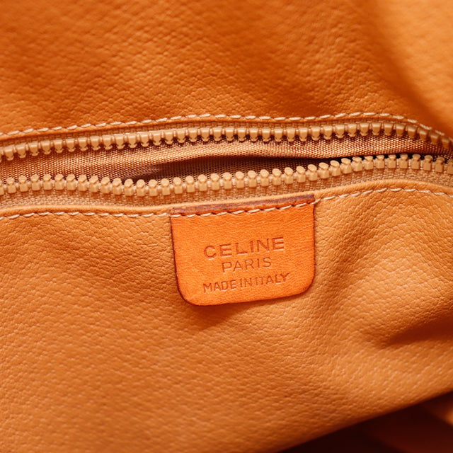 Détail boucle dorée Celine bandoulière cuir naturel sac Macadam — AMANA Vintage