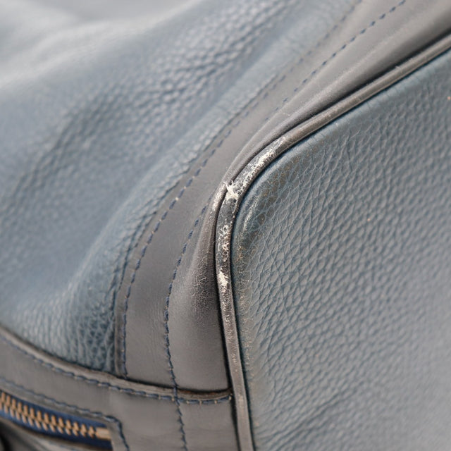 Détail bandoulière Céline réglable avec boucle dorée — AMANA Vintage