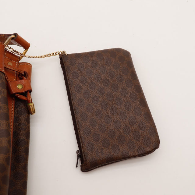 Vue intérieure sac seau Céline Macadam cuir cognac avec traces d'usage — AMANA Vintage
