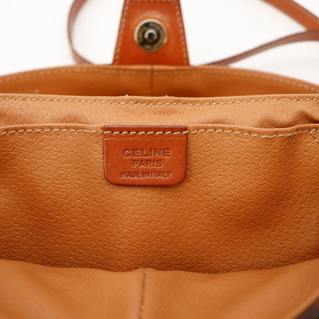 Interieur Celine Seau Macadam doublure cuir beige etiquette Celine Paris Made in Italy — AMANA Vintage