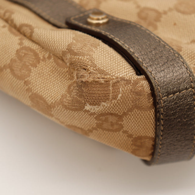 Détail usure toile coin droit Hobo Gucci fils apparents — AMANA Vintage