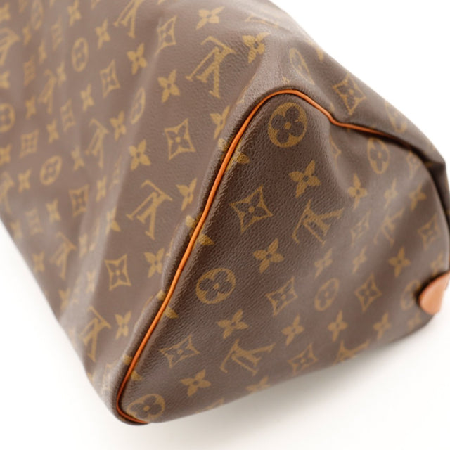 Vue coin inferieur Louis Vuitton Speedy 35 toile Monogram occasion — AMANA Vintage