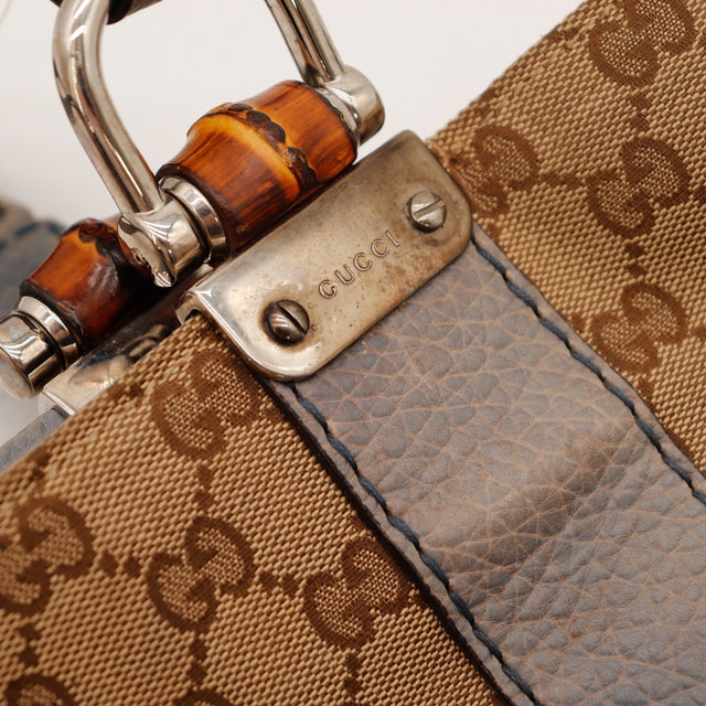 Détail piston bambou et plaque Gucci Tote Bag argenterie — AMANA Vintage