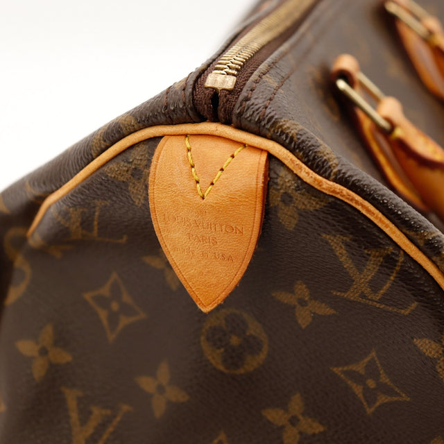 Detail coin superieur zip Louis Vuitton Speedy 30 — AMANA Vintage