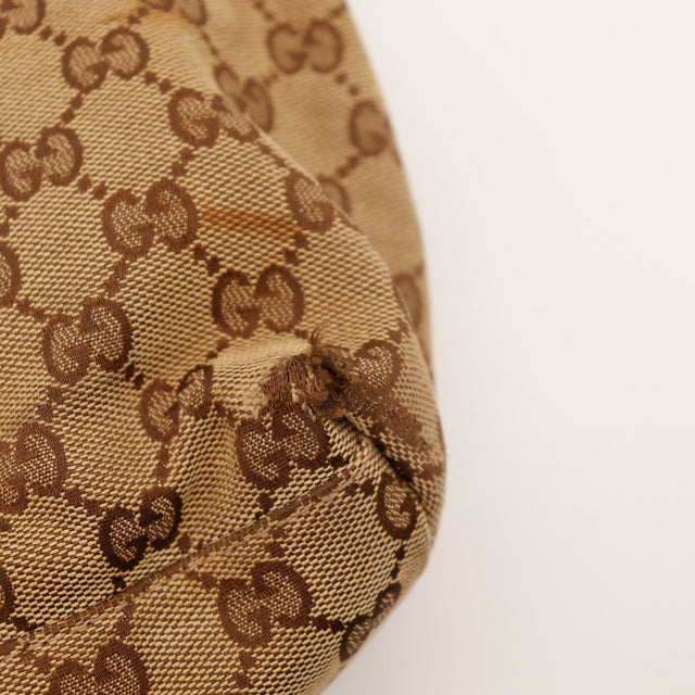 Détail coin bas toile usée fils apparents Tote Bag Bambou Gucci — AMANA Vintage