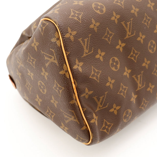Detail coin lateral inferieur Louis Vuitton Speedy 30 cuir vachette — AMANA Vintage