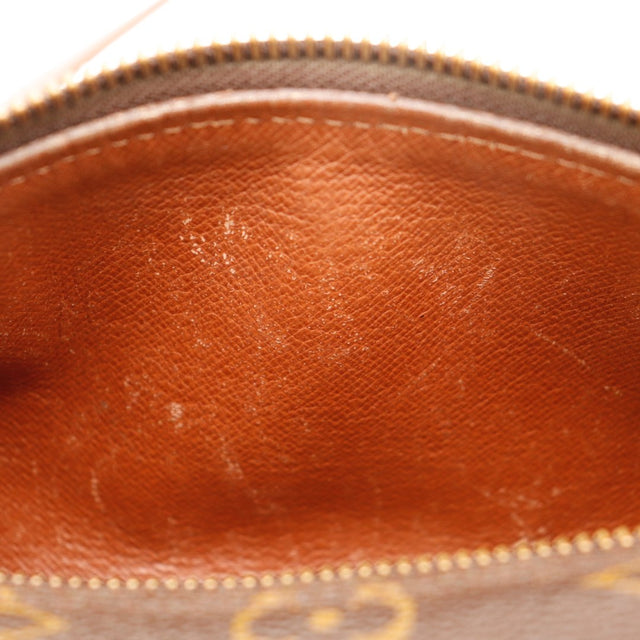 Vue du fond Louis Vuitton Papillon 26 toile Monogram occasion authentique — AMANA Vintage