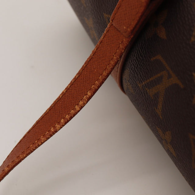 Détail estampille intérieure Louis Vuitton Papillon 30 — AMANA Vintage