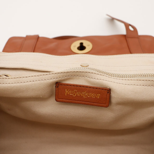 Intérieur sac Yves Saint Laurent Muse doublure toile beige étiquette — AMANA Vintage