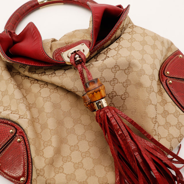 Detail interieur sac Gucci Indy Hobo doublure textile brun — AMANA Vintage